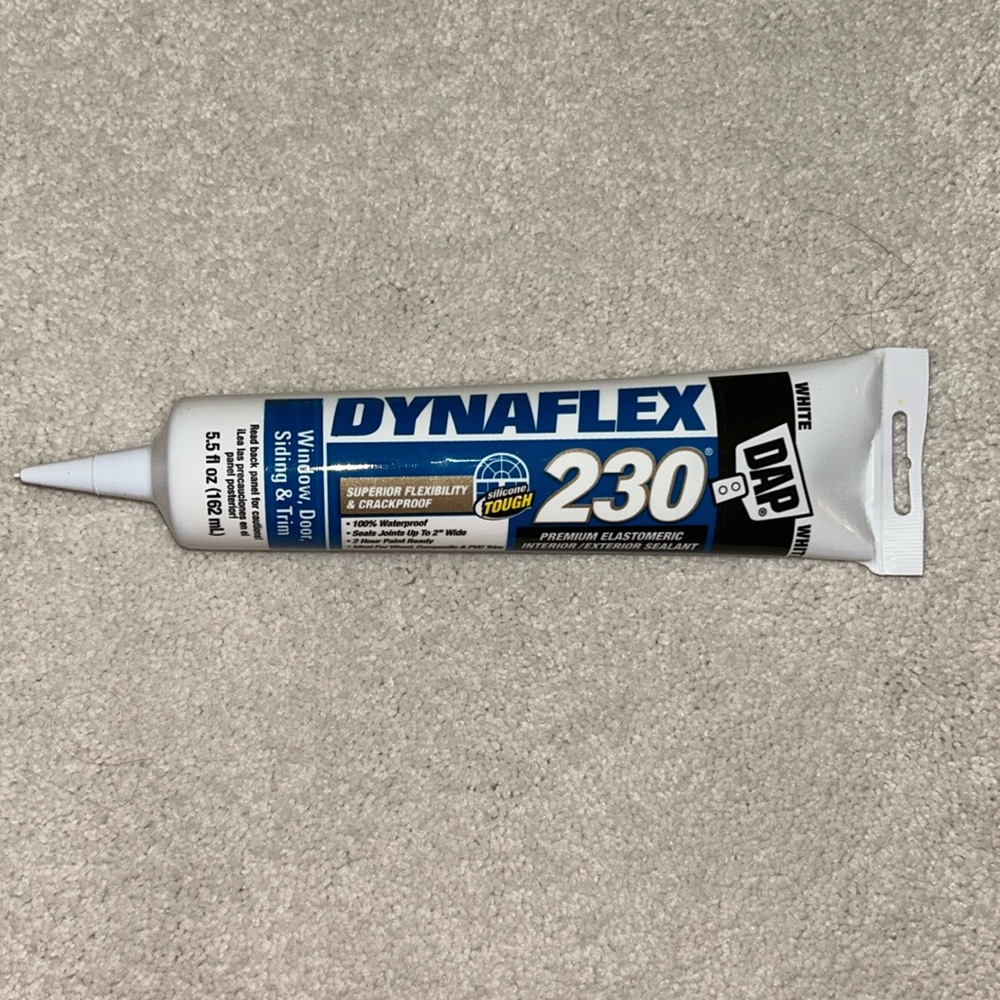 DAP Dynaflex 230 Elastomeric Interior/Exterior Sealant in White